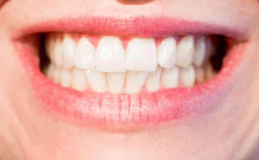 Aktualna technologia używana w salonach stomatologii estetycznej zdoła spowodować, że odzyskamy prześliczny uśmiech.